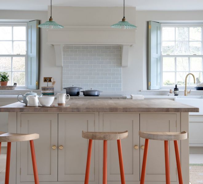 breakfast bar with read stools